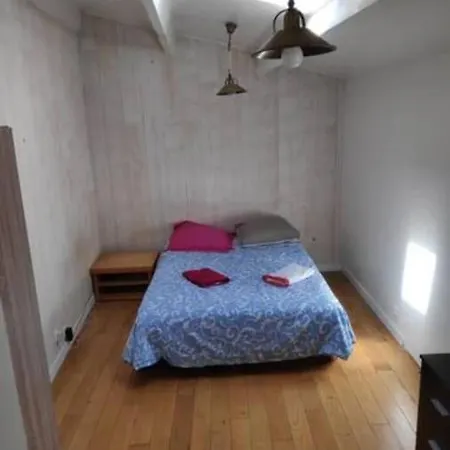 Maison Calme Avec Terasse Proche Centre