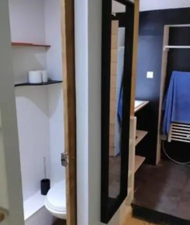 Holiday home Maison Calme Avec Terasse Proche Centre