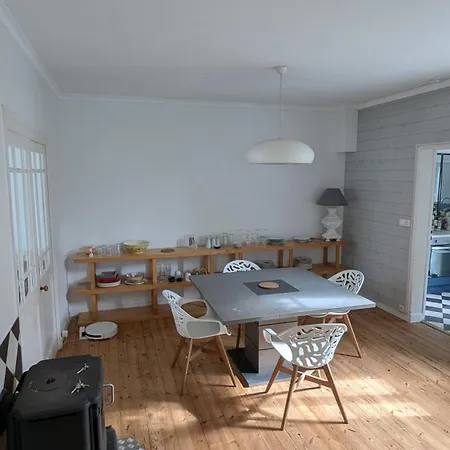 Holiday home Maison Calme Avec Terasse Proche Centre *